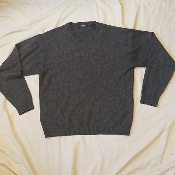 J. Ashford 100% Cashmere V-Neck Sweater - Picture 3 of 4